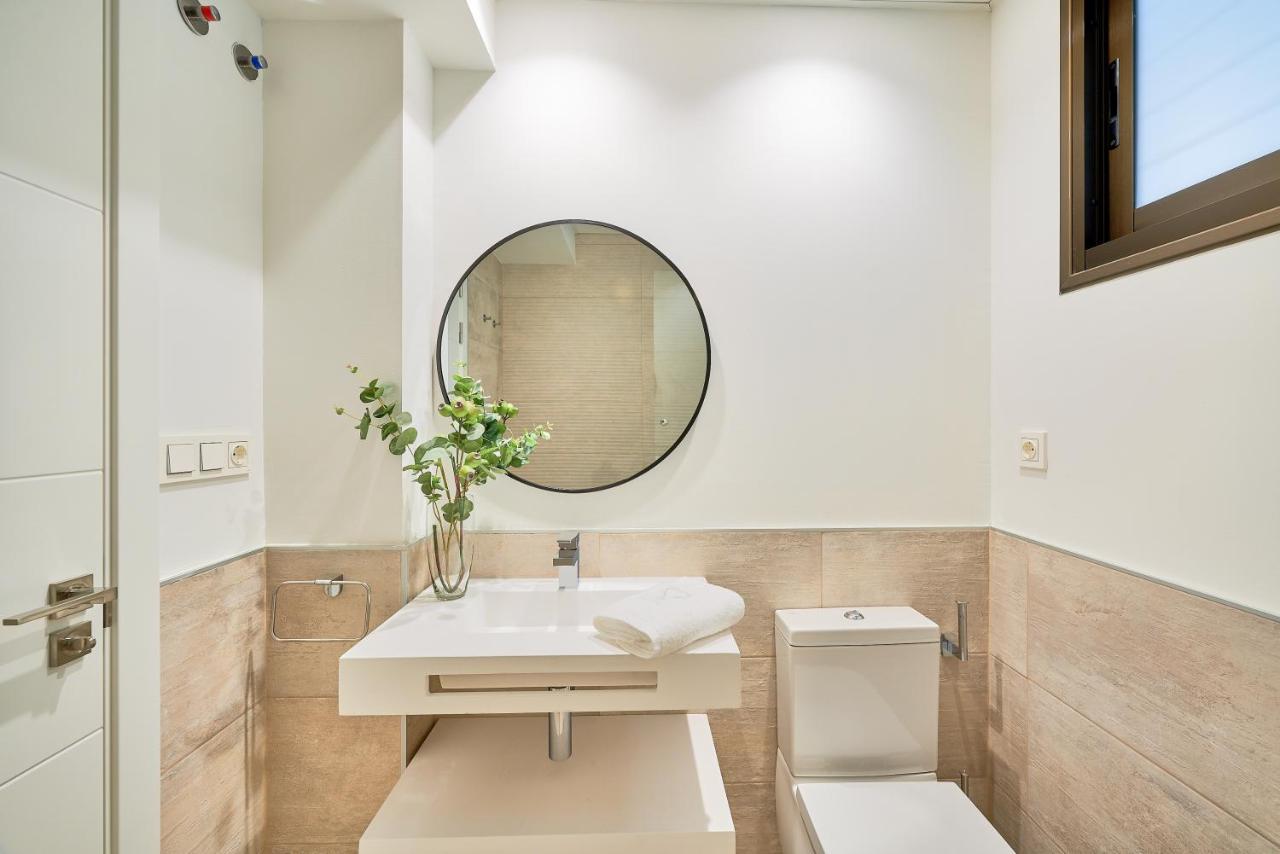 Iloftmalaga Plaza Del Teatro II & III Apartman Kültér fotó