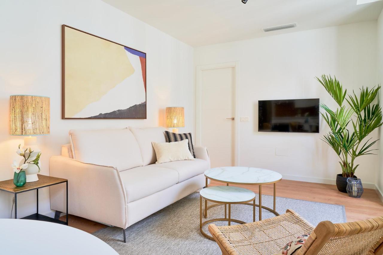 Iloftmalaga Plaza Del Teatro II & III Apartman Kültér fotó