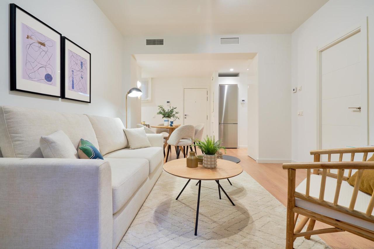 Iloftmalaga Plaza Del Teatro II & III Apartman Kültér fotó